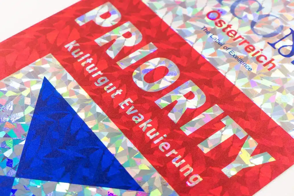 Anhänger mit reflektierendem Hologrammeffekt